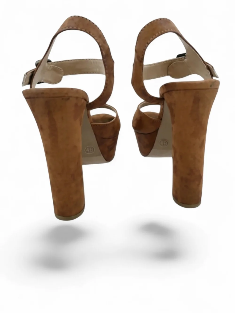 🤎 Candie’s Brown Suede Platform Heels – Size 8.5